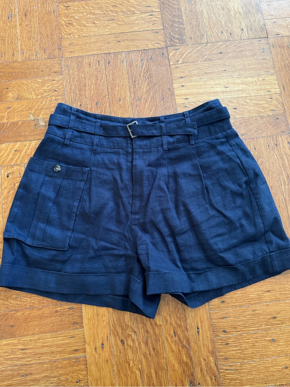 Women’s Navy Blue Belted Shorts LINEN. ATM brand size 8